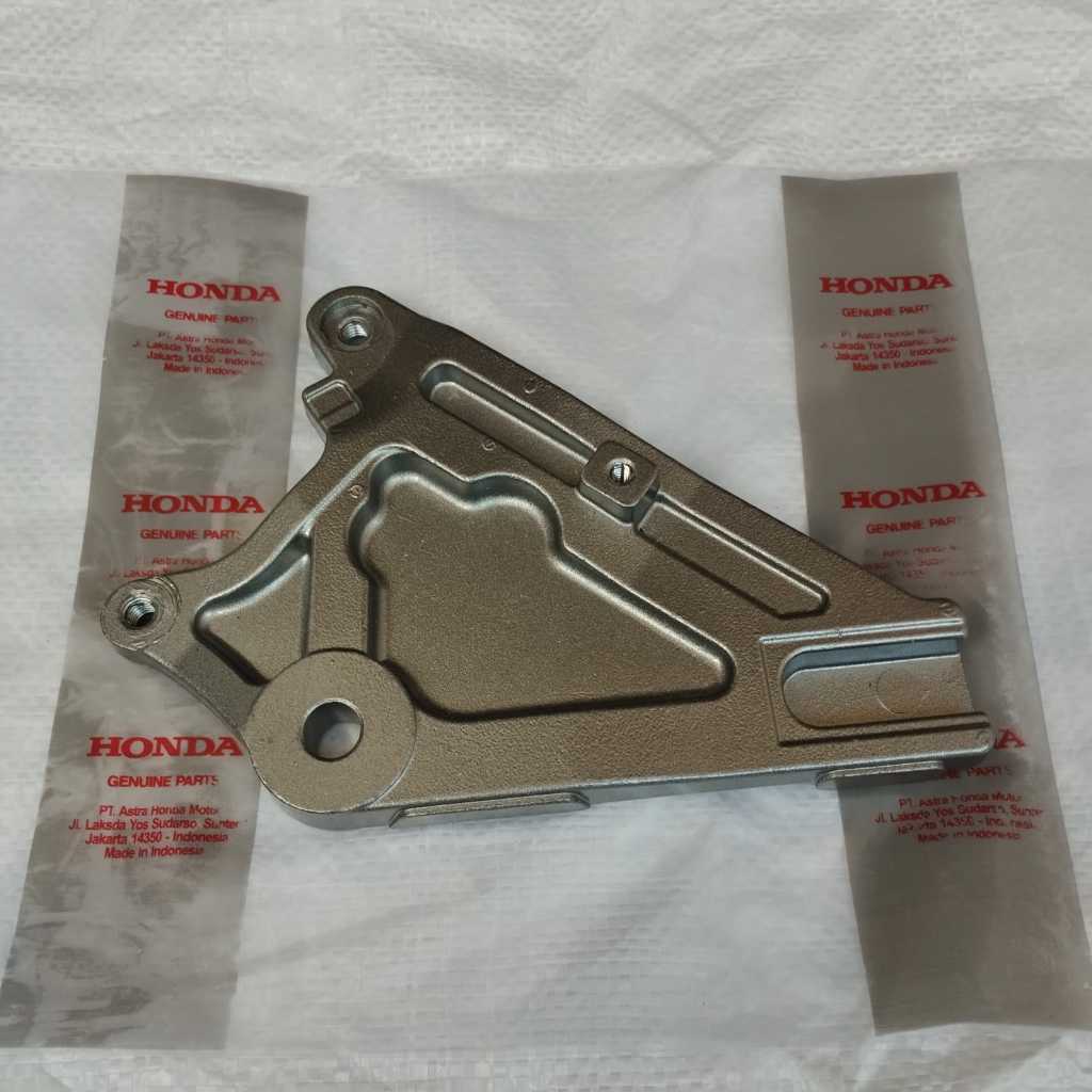 BREKET KALIPER/DUDUKAN KALIPER BELAKANG SUPRA X 125/BLADE NEW/SUPRA X 125 INJEKSI (BREKET ONLY)