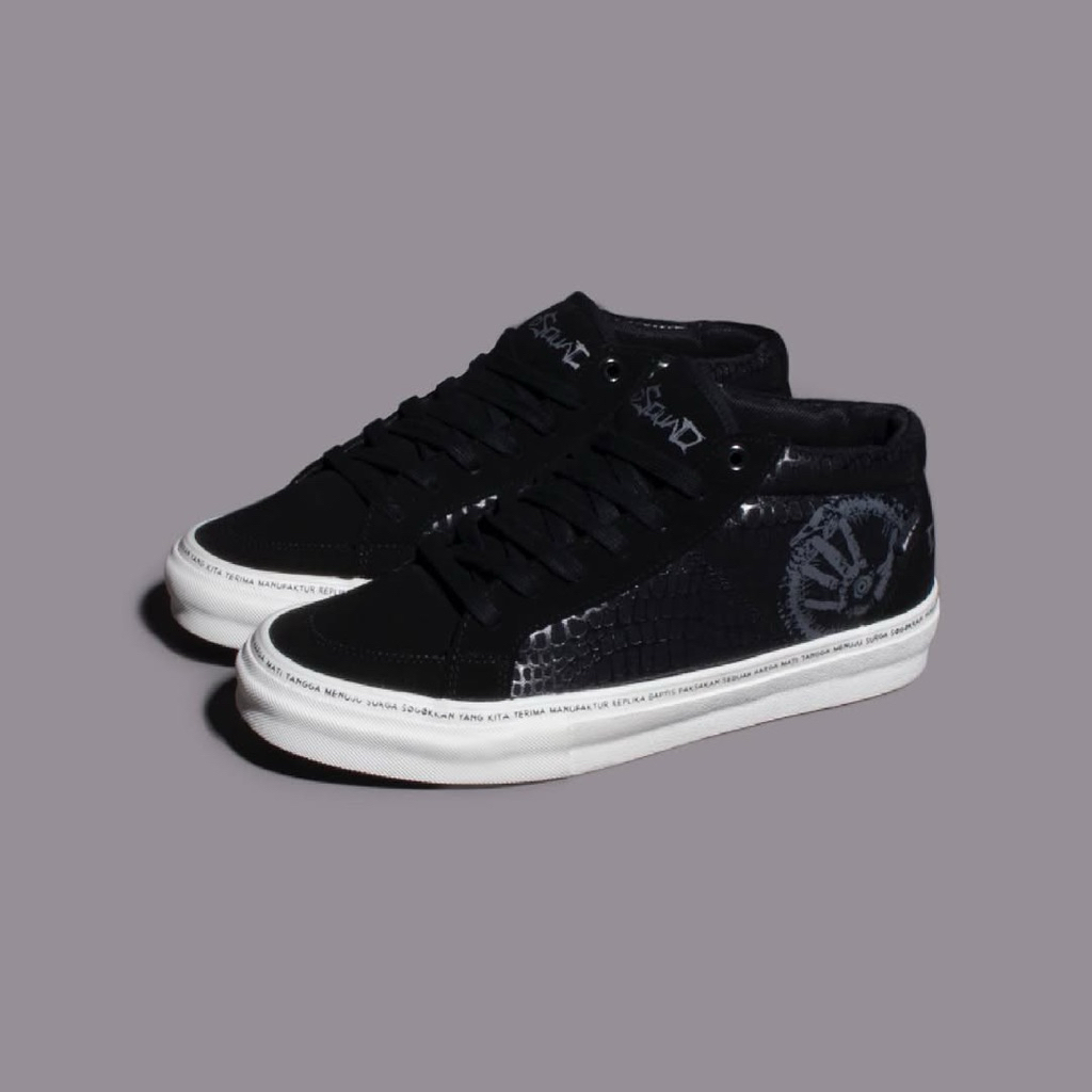 Sepatu Beazt x Deadsquad - Dvrkstellar