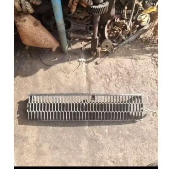 grill depan corolla DX 80