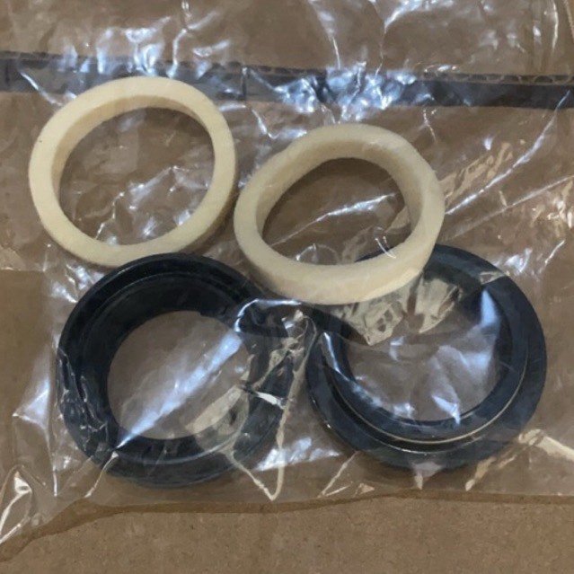 Seal Dust Fork Stanchion 30mm Suntour XCM Shock Sepeda