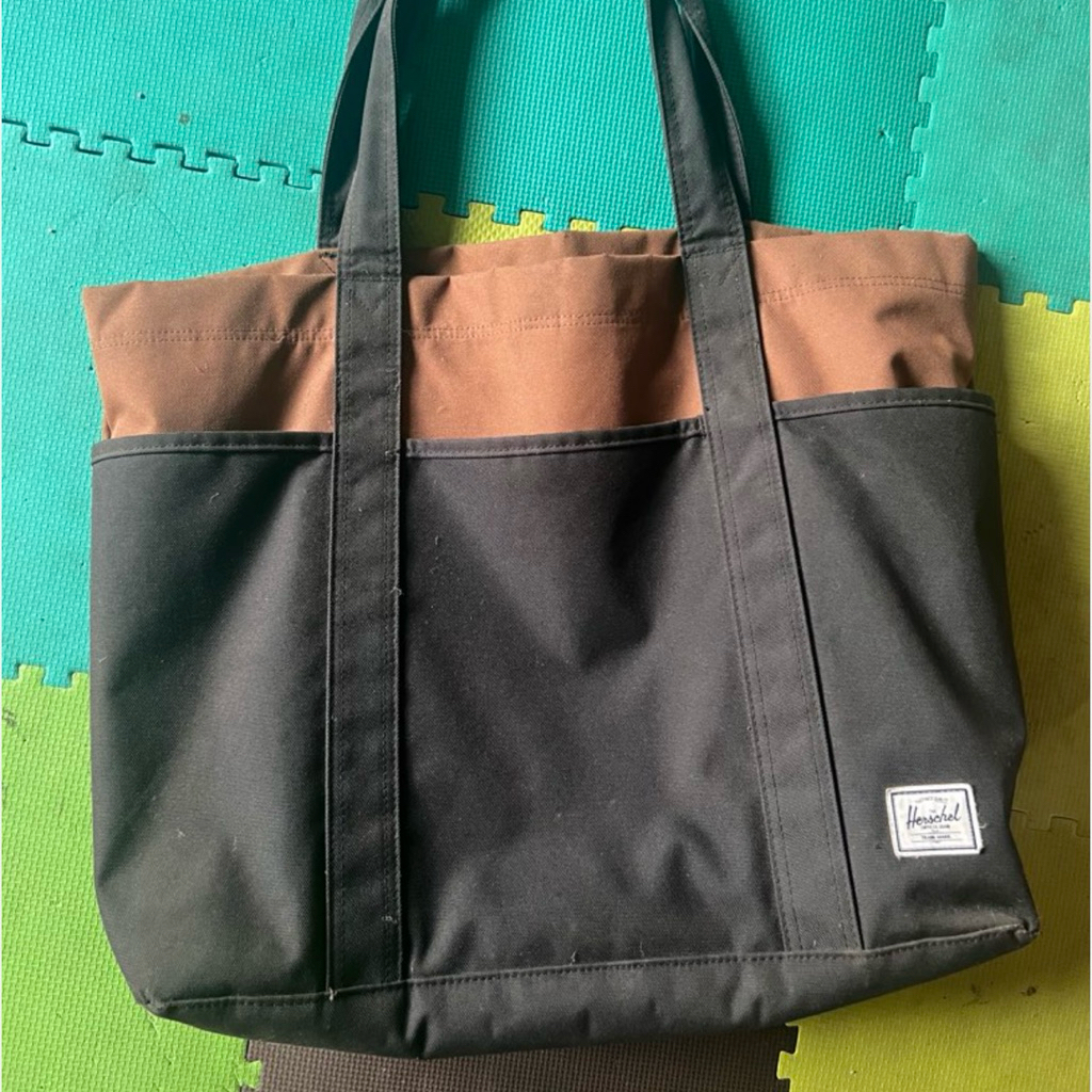 Herschel Terrace Tote Preloved