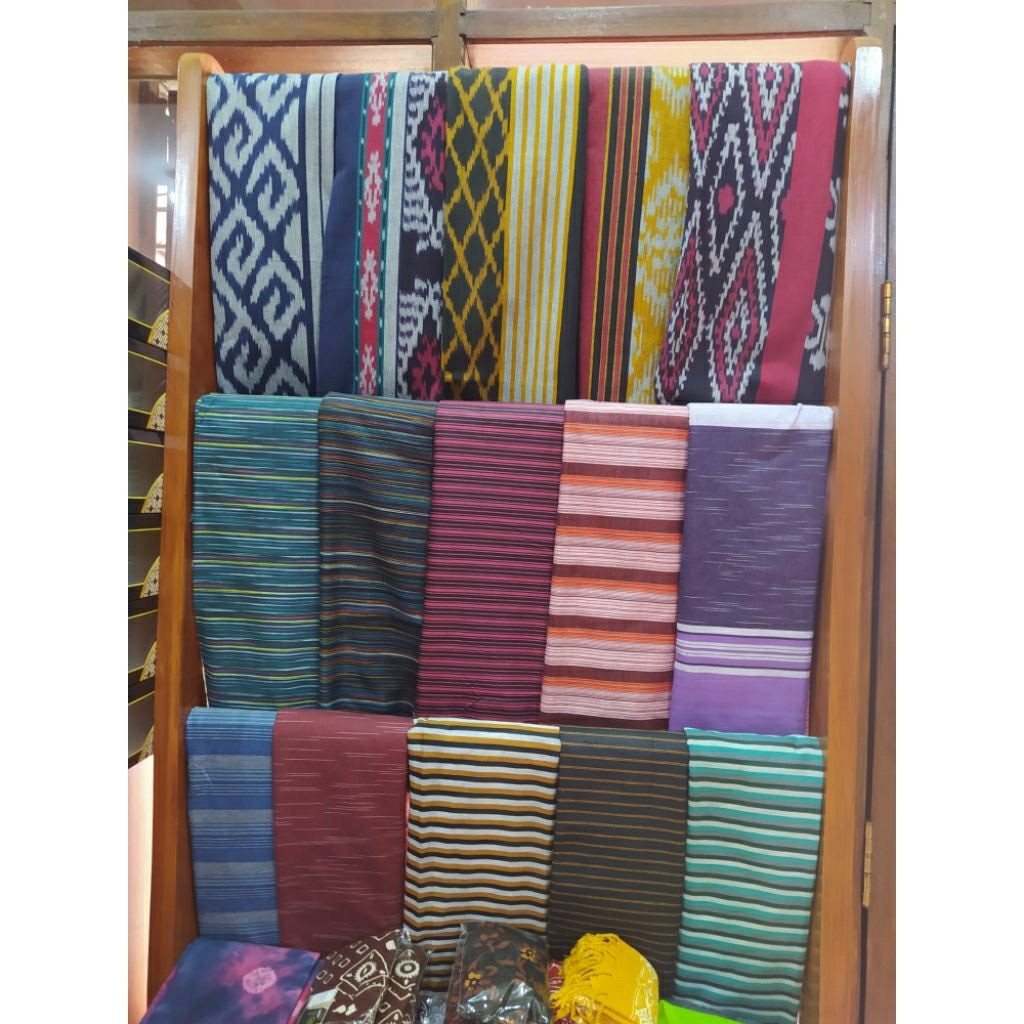 KAIN LURIK TENUN / BATIK LURIK / LURIK GARIS-GARIS / BAHAN LURIK TENUN ATBM / LURIK TENUN ASLI / LUR