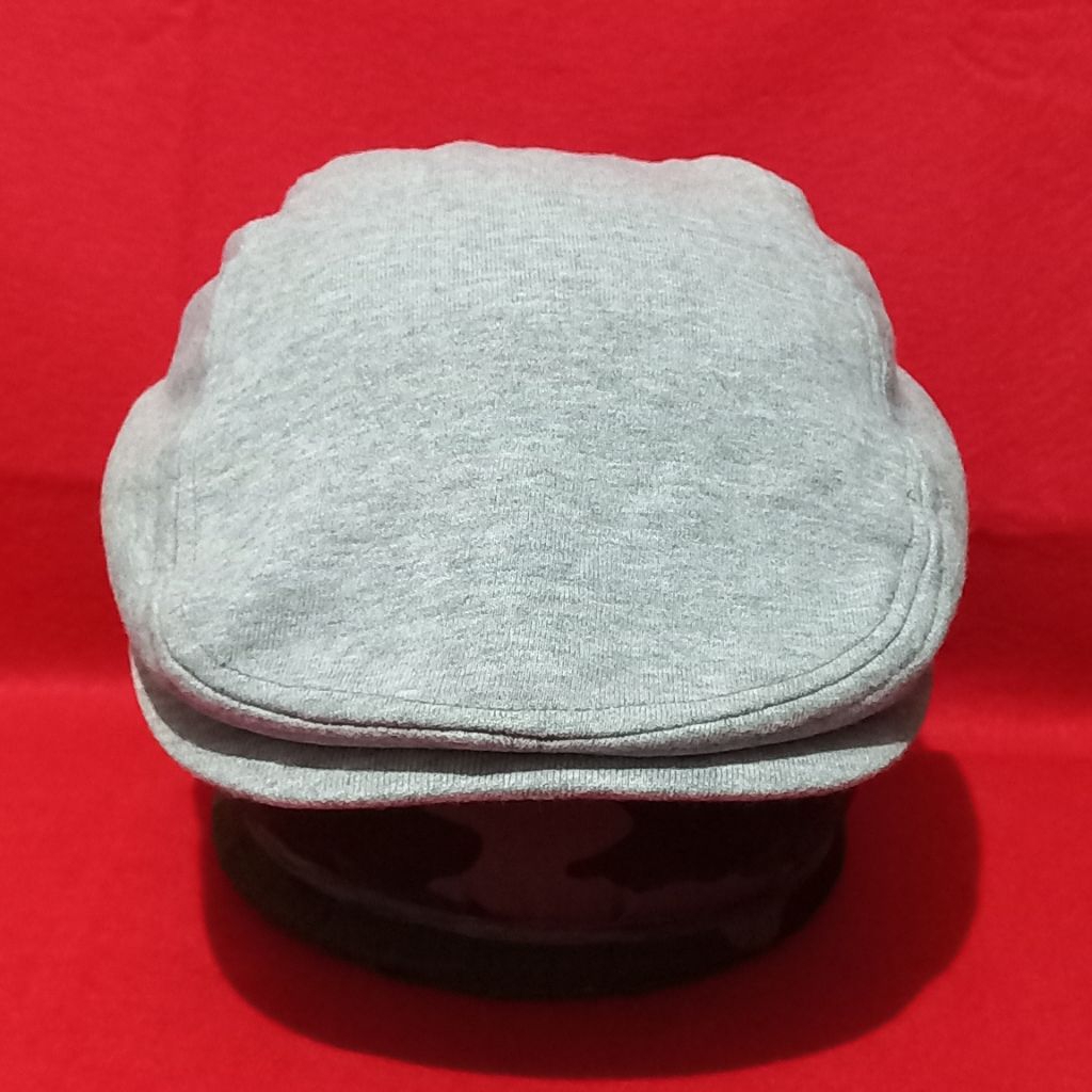 Topi Second Flat Cap Preloved 83