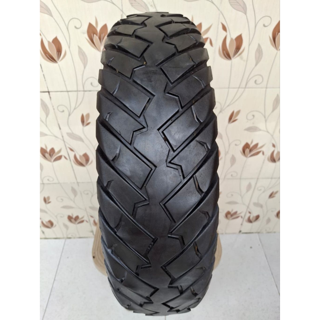 Ban 140/70 - ring 17 MRF tubles . ban second import bagus