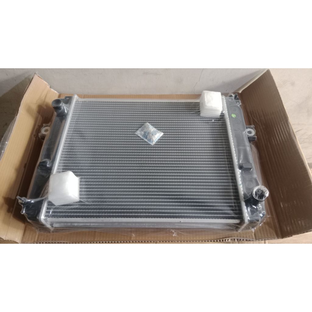 Radiator 8FD25, 8FD30 Manual