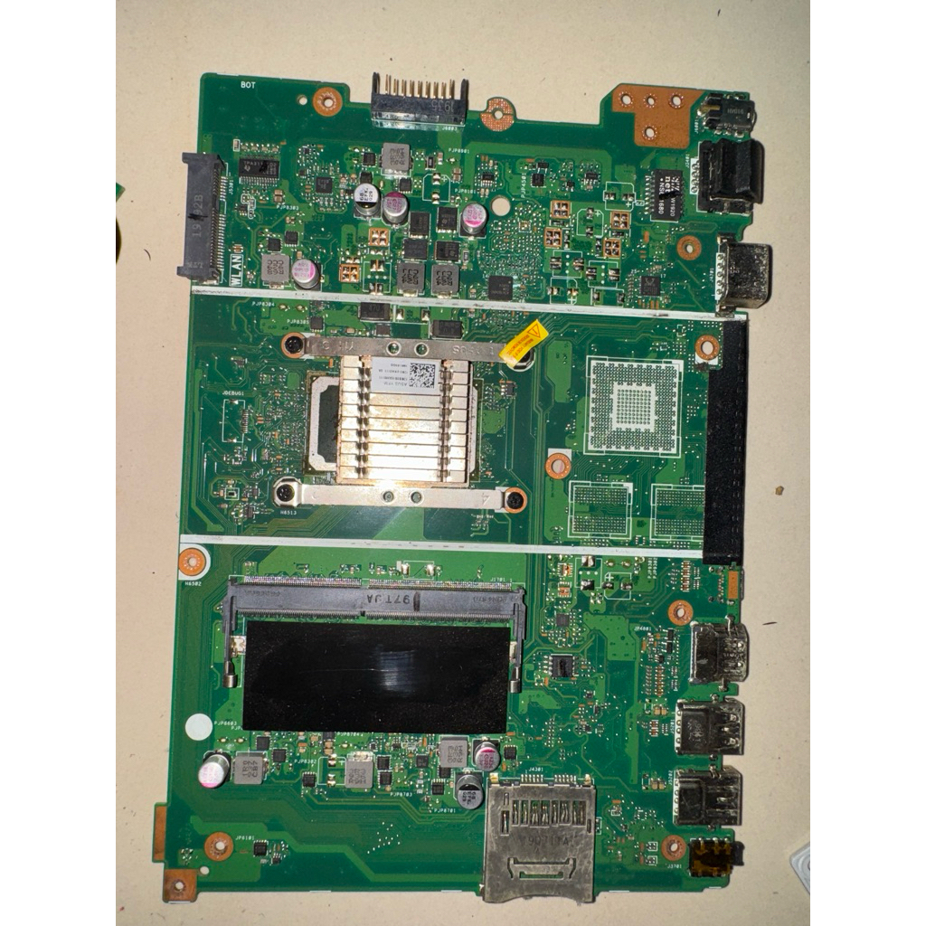 mainbord Asus X441U core i3 gen6 mainbord mati