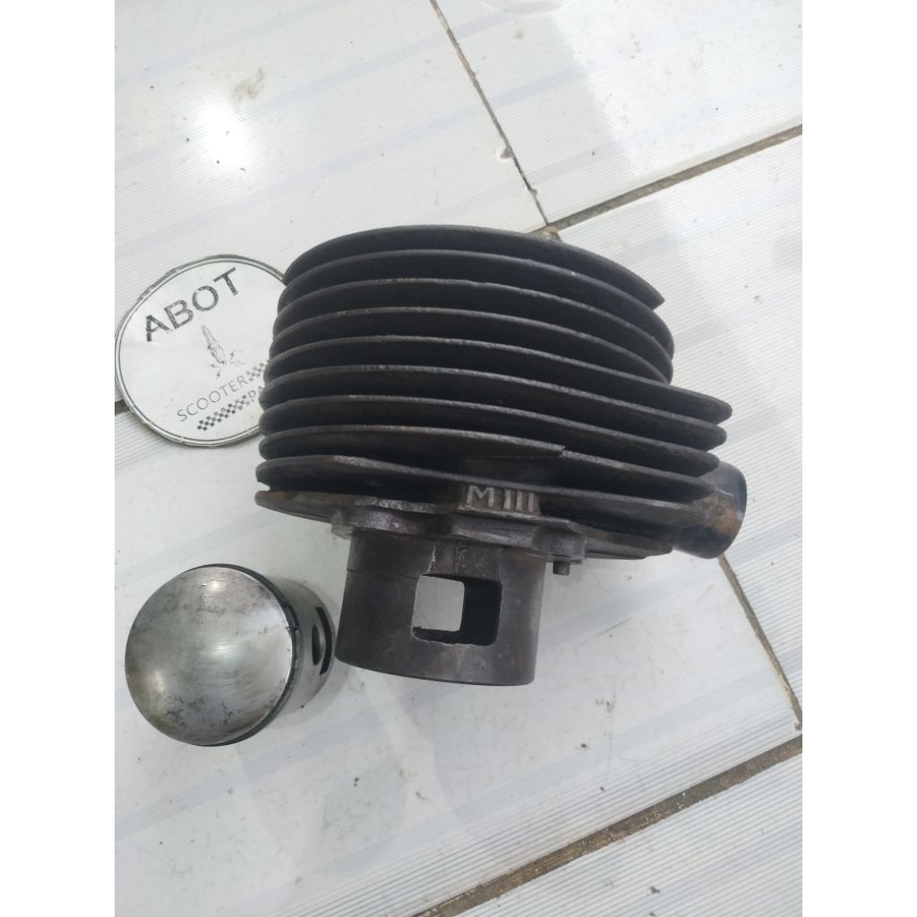 Blok lobang 2 vespa super
