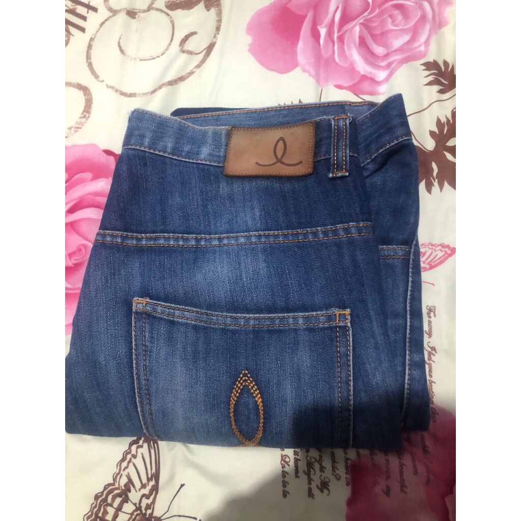 Cosmic blue wash jeans 32x32