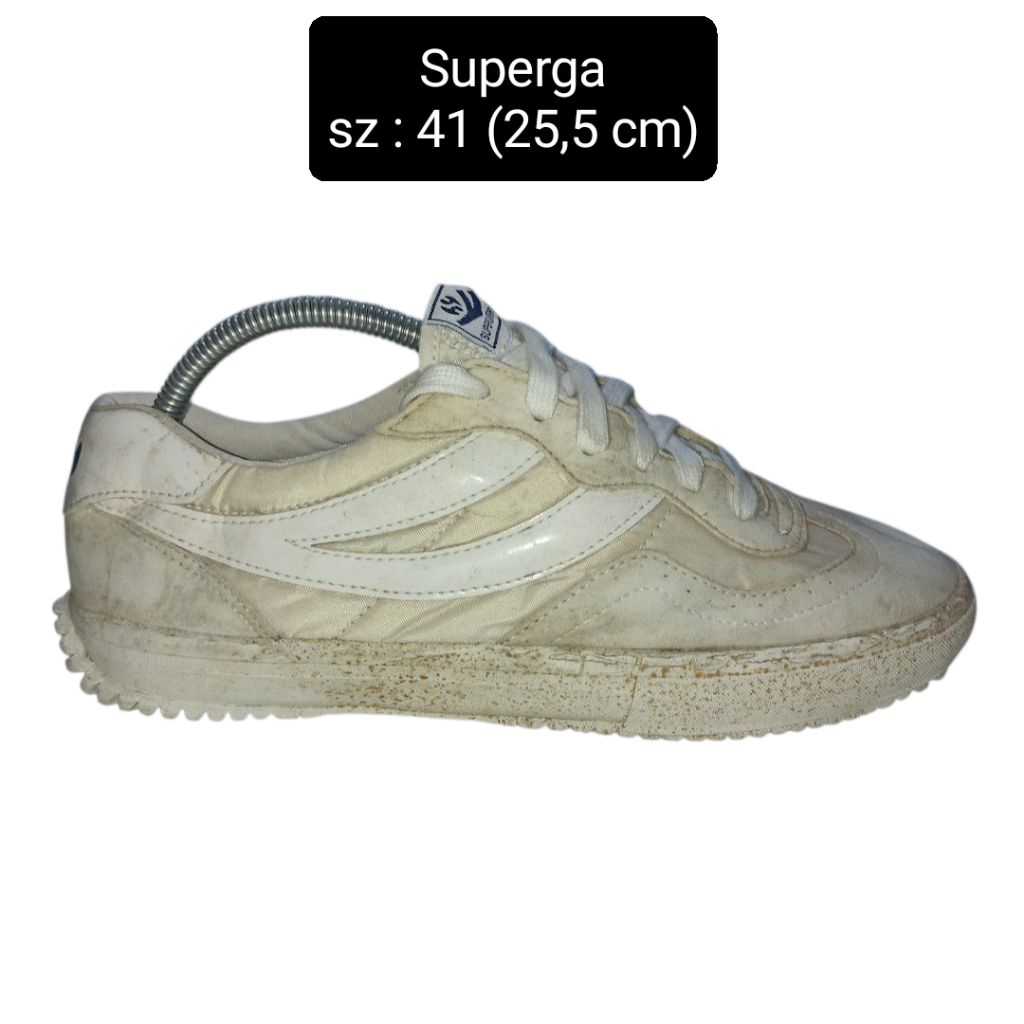 Sepatu Superga