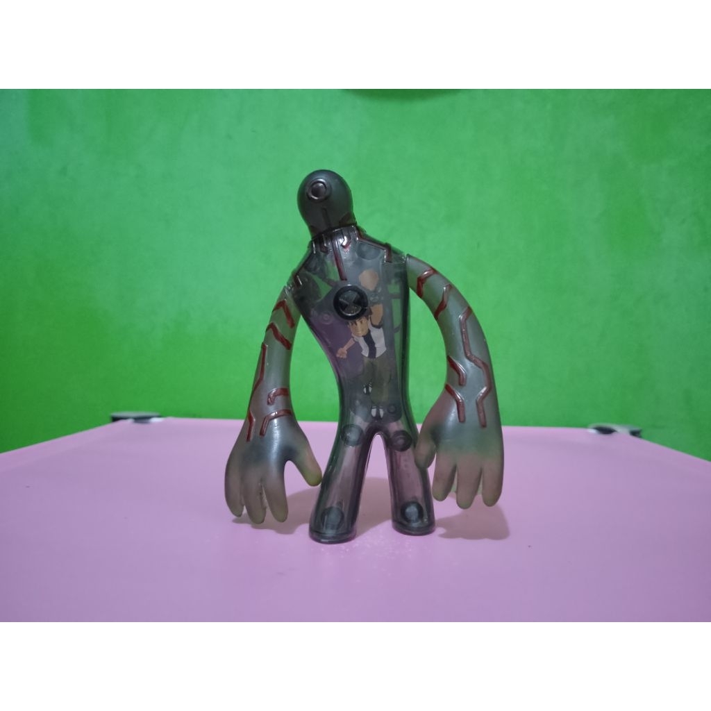 Figure BEN 10 ULTIMATE ALIEN - UPGRADE - CN McDonald's 2007 Murah Retro Vintage Rare Koleksi Mainan 