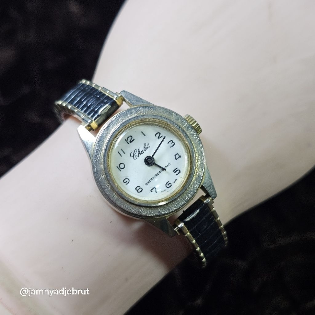 Jam Chalot Manual Hand Winding Swiss Made Vintage Ladies Bekas