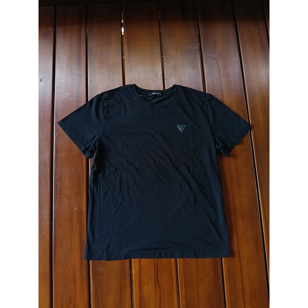 T-shirt Guess second
