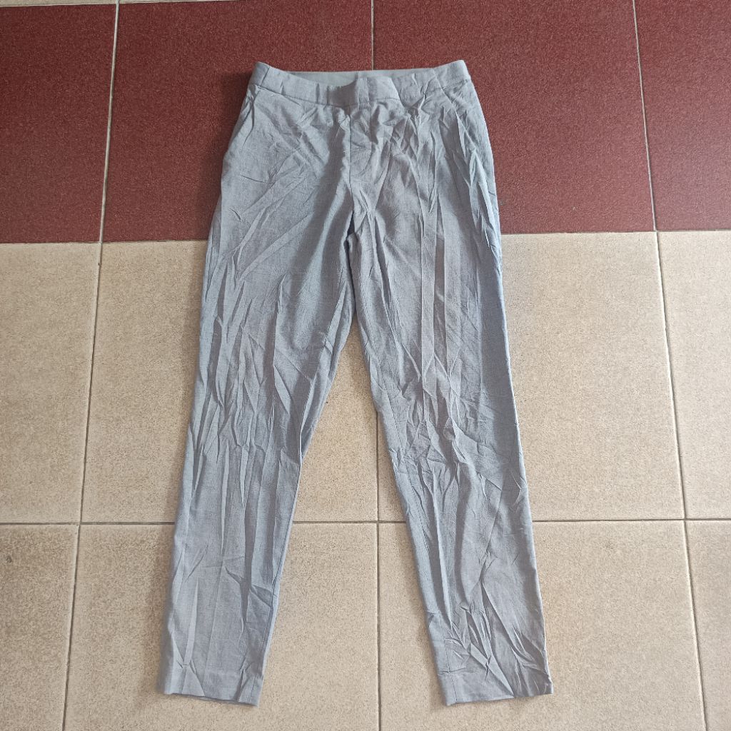 celana angkle /kantor uniqlo abu S