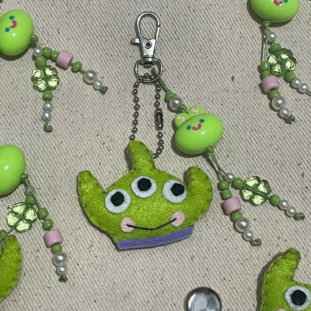 Keychain Bagcharm Gantungan Kunci Alien Toy Story