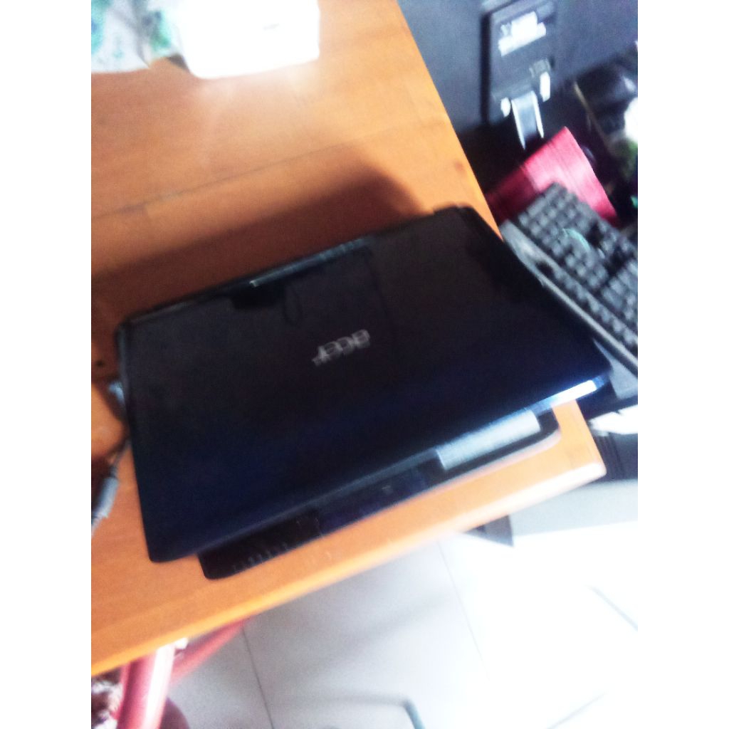 LAPTOP ACER TERMURAH NO MINUS