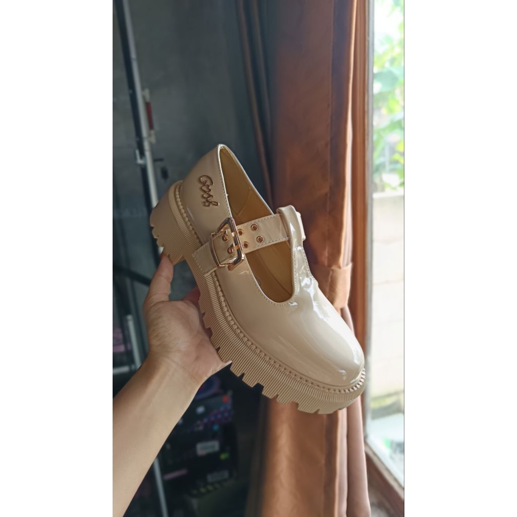READY SEPATU GOSH NEW SALE
