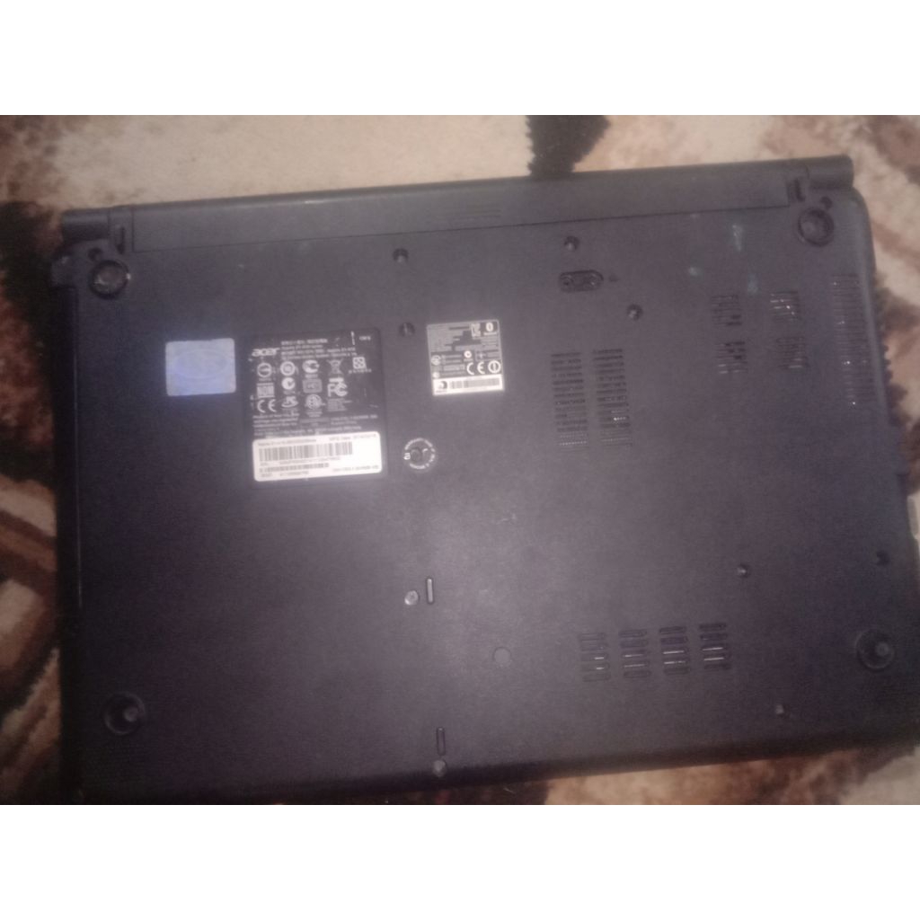 laptop Acer aspire e1-410