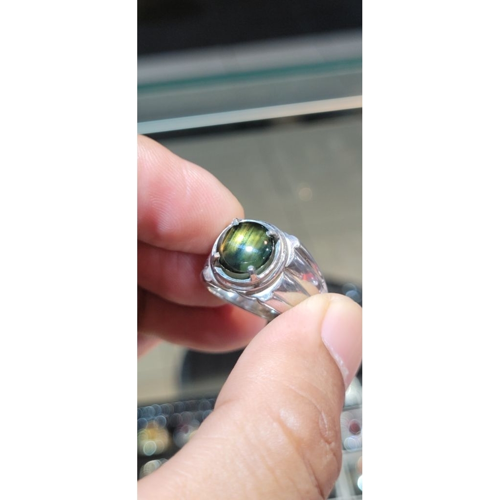Natural 12Ray Star sapphire no heat