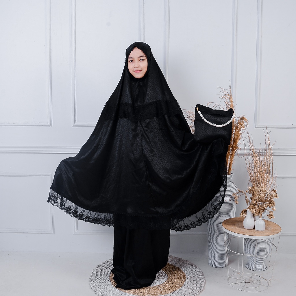 Mukena Dewasa Jumbo Motif Penguin 2in1 Hitam