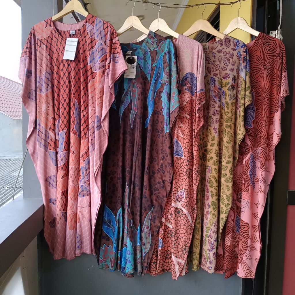DASTER BATIK TULIS LOWO by BATIK LUZA PEKALONGAN   /  DASTER KALONG LUZA BATIK   /  DASTER BATIK TUL