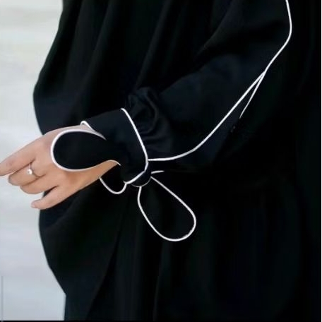 Abaya Lalouisa Fathaya