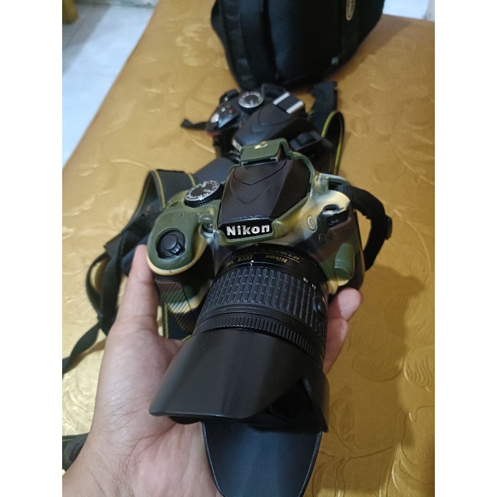NIKON D3400