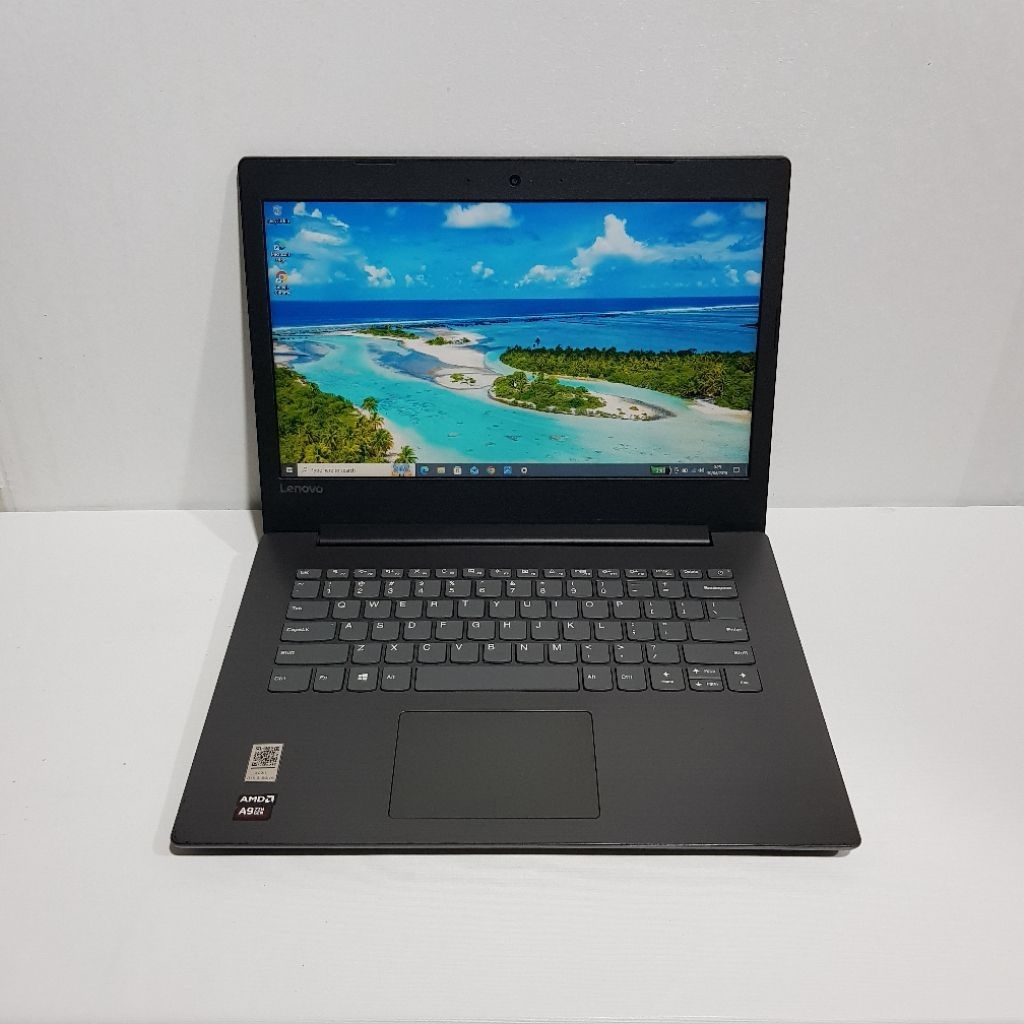 Lenovo Ideapad 320 AMD A9-9425 Ram 8GB SSD 256GBGB AMD Radeon R5