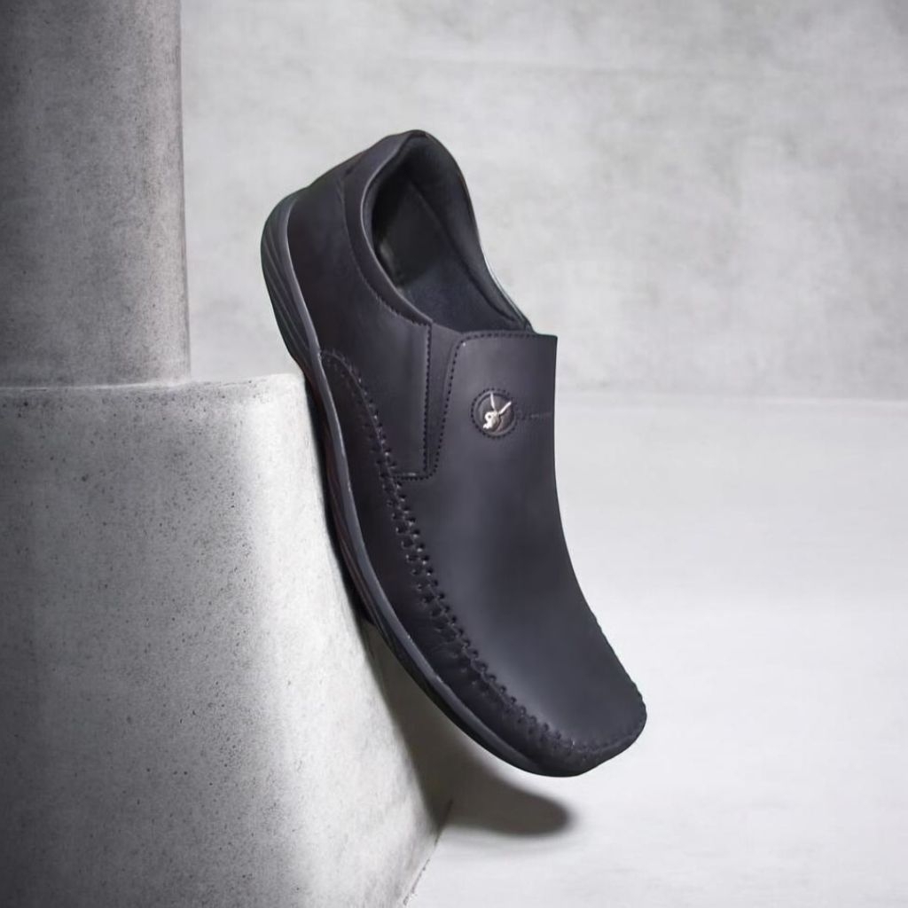 sepatu kulit pria moccasin design elegan