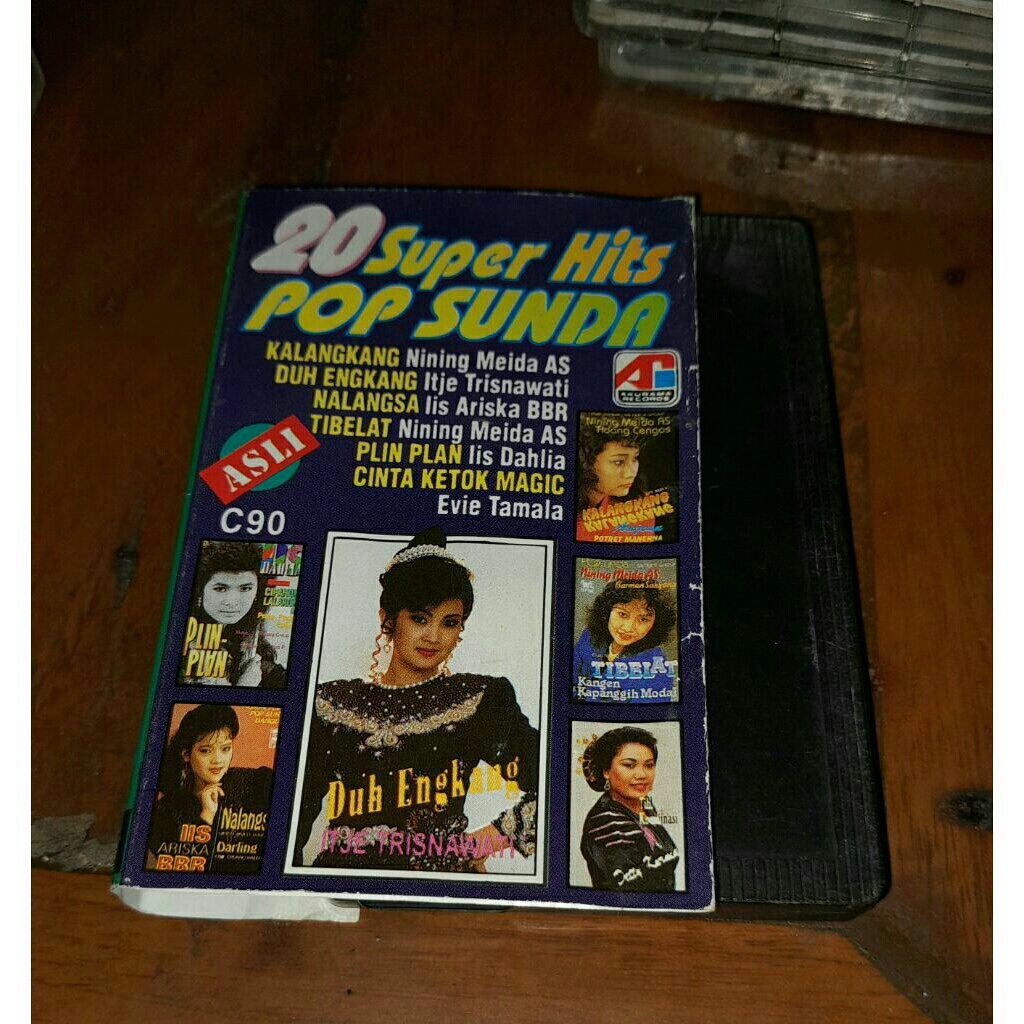 Kaset pita 20 super hits pop Sunda