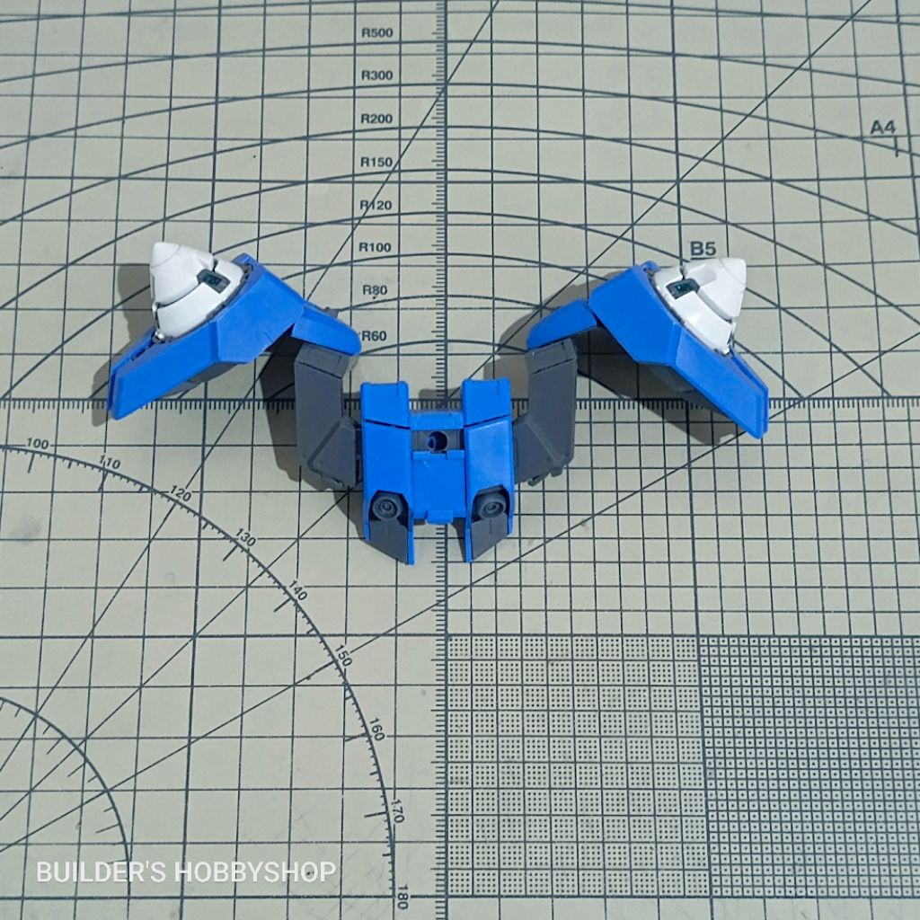 BANDAI MG 1/100 MASTER GRADE GUNDAM OO 00 XN RAISER/SEVEN SWORD/G BACKPACK UNIT