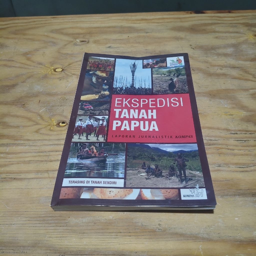 Buku Ekspedisi Tanah Papua