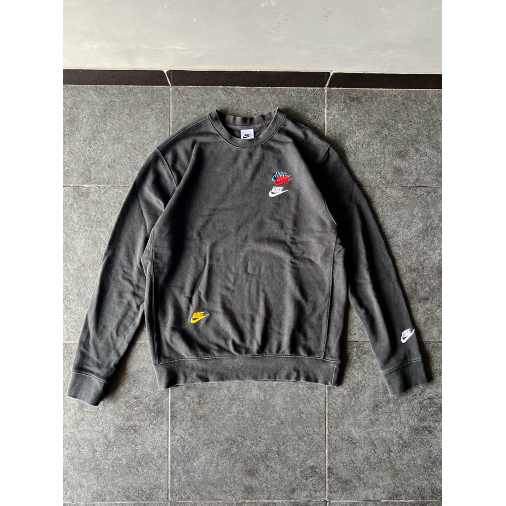 Nike 7 Swoosh Crewneck