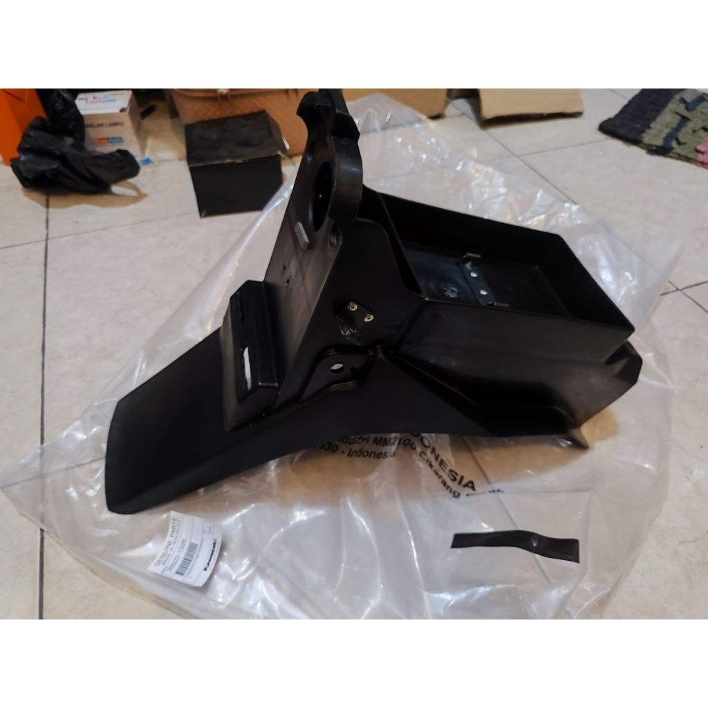 spakbor belakang ninja RR old 35022-1325