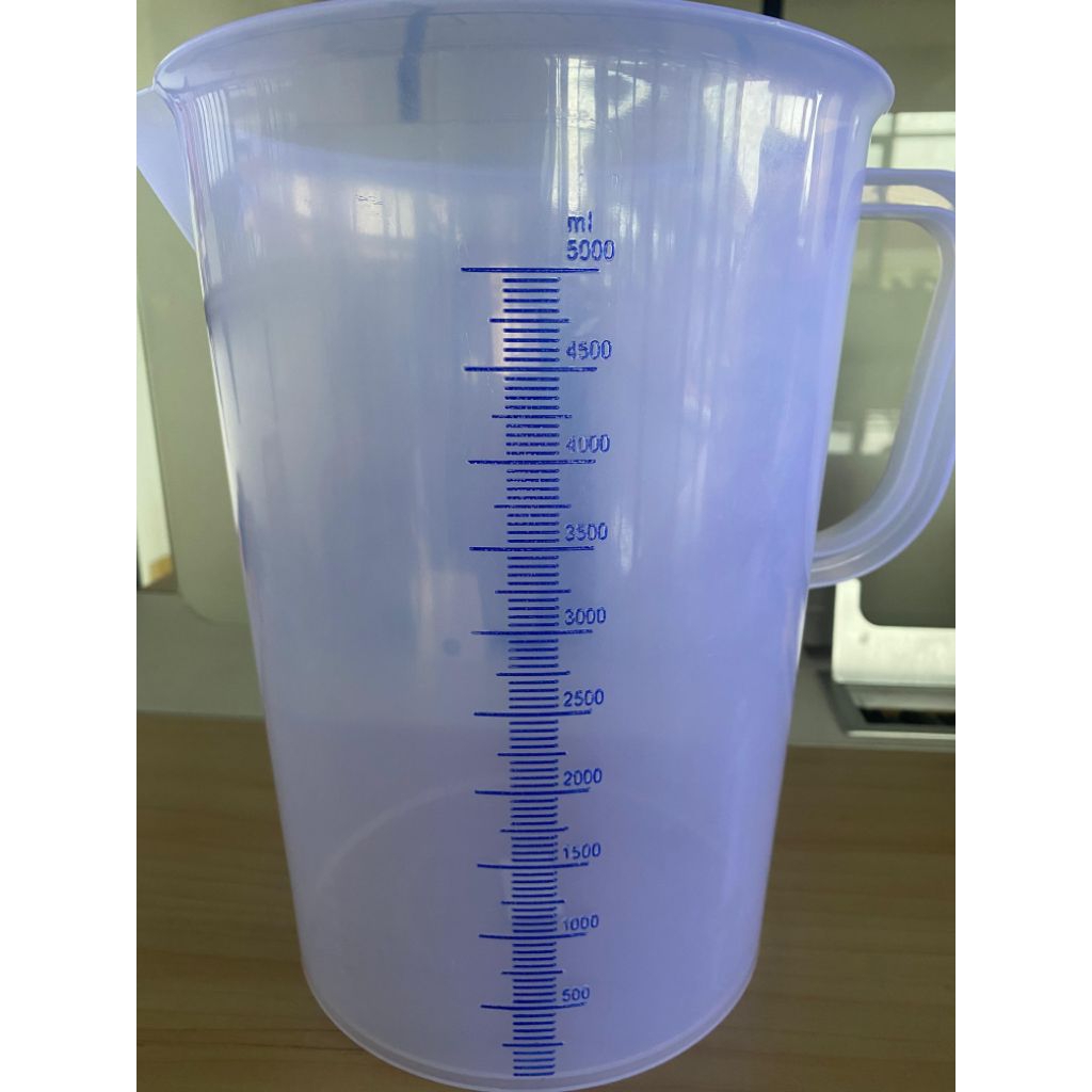 GELAS UKUR TAKAR PLASTIK 5000ML
