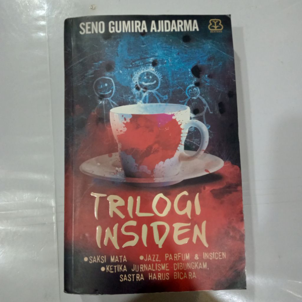Buku TRILOGI INSIDEN - SENO GUMIRA AJIDARMA
