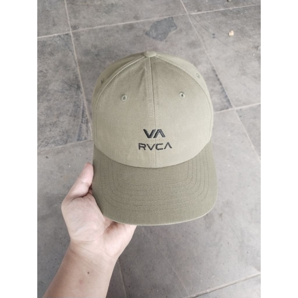 Topi RVCA