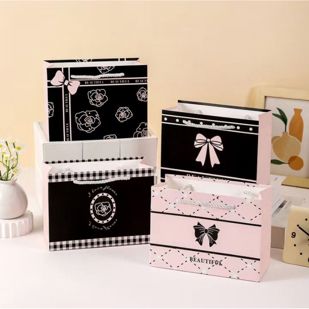 Paper Bag Motif Putih bunga/ Gift Box Tote Bag / High-End Gift Paper Bag/ tas kado murah/paperbag mu