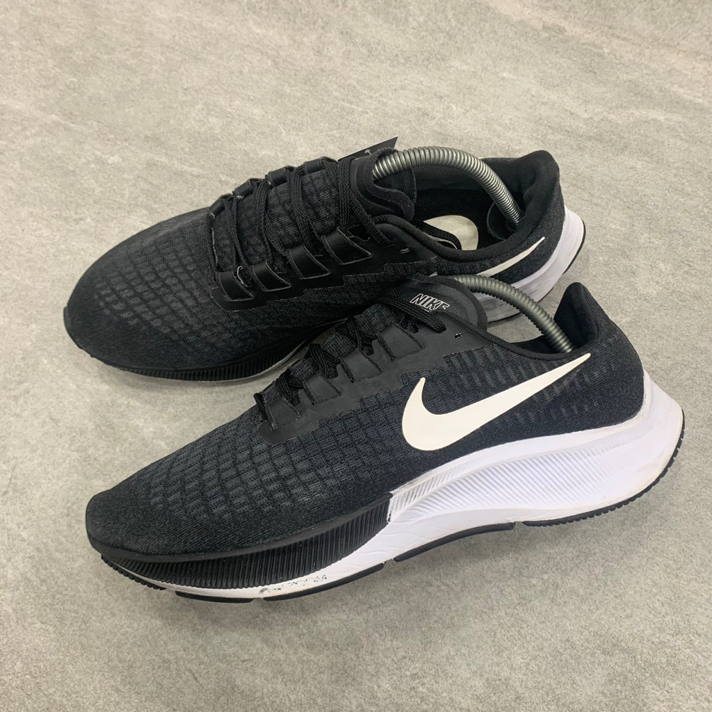 Nike Air Zoom Pegasus 37