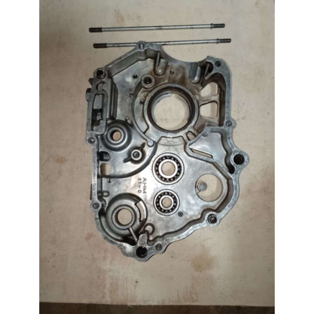 krengkes crankcase kanan suprafit, fit new, legenda, revo lama, grand original