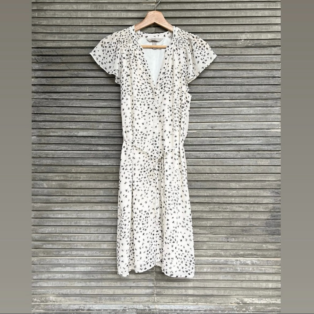 L128 - Dress V Neck Midi H&M