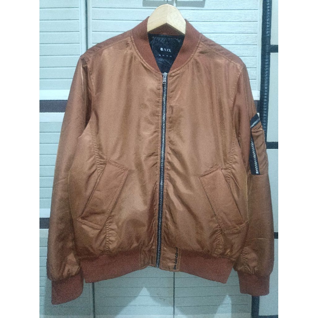 Puffer Bomber Jacket dari NIX