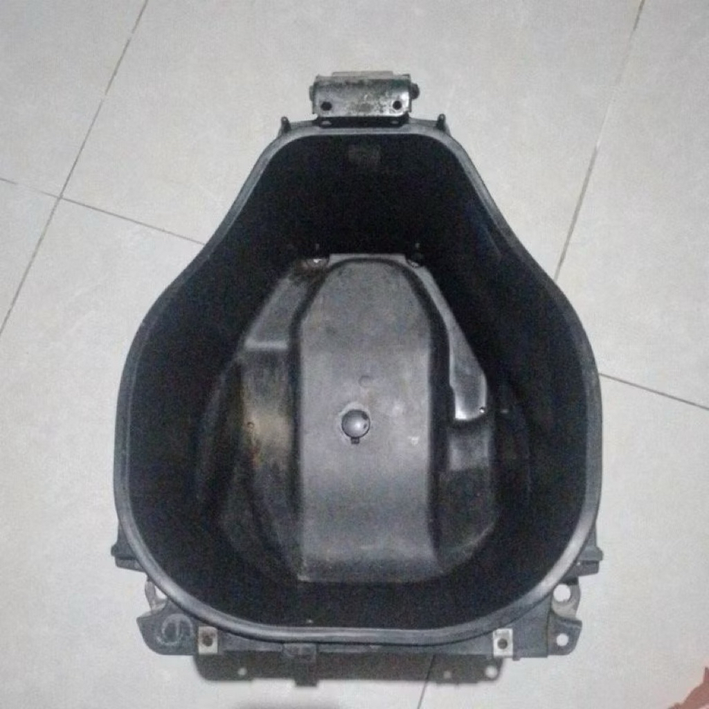 BOK HELM BOK BAGASI LUGGAGE SCOOPY FI 2013-2016   K16 SECOND ORIGINAL