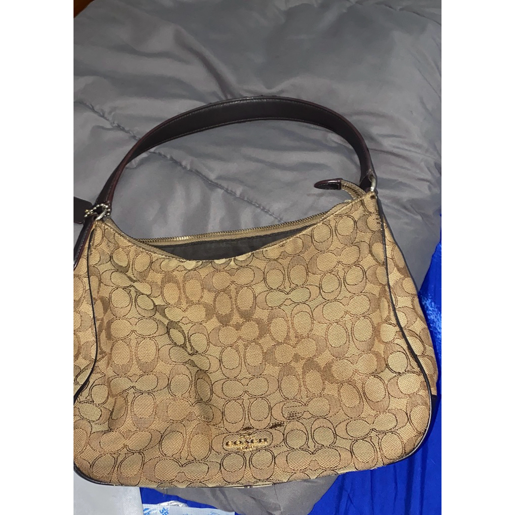 PRELOVED-Coach Hobo