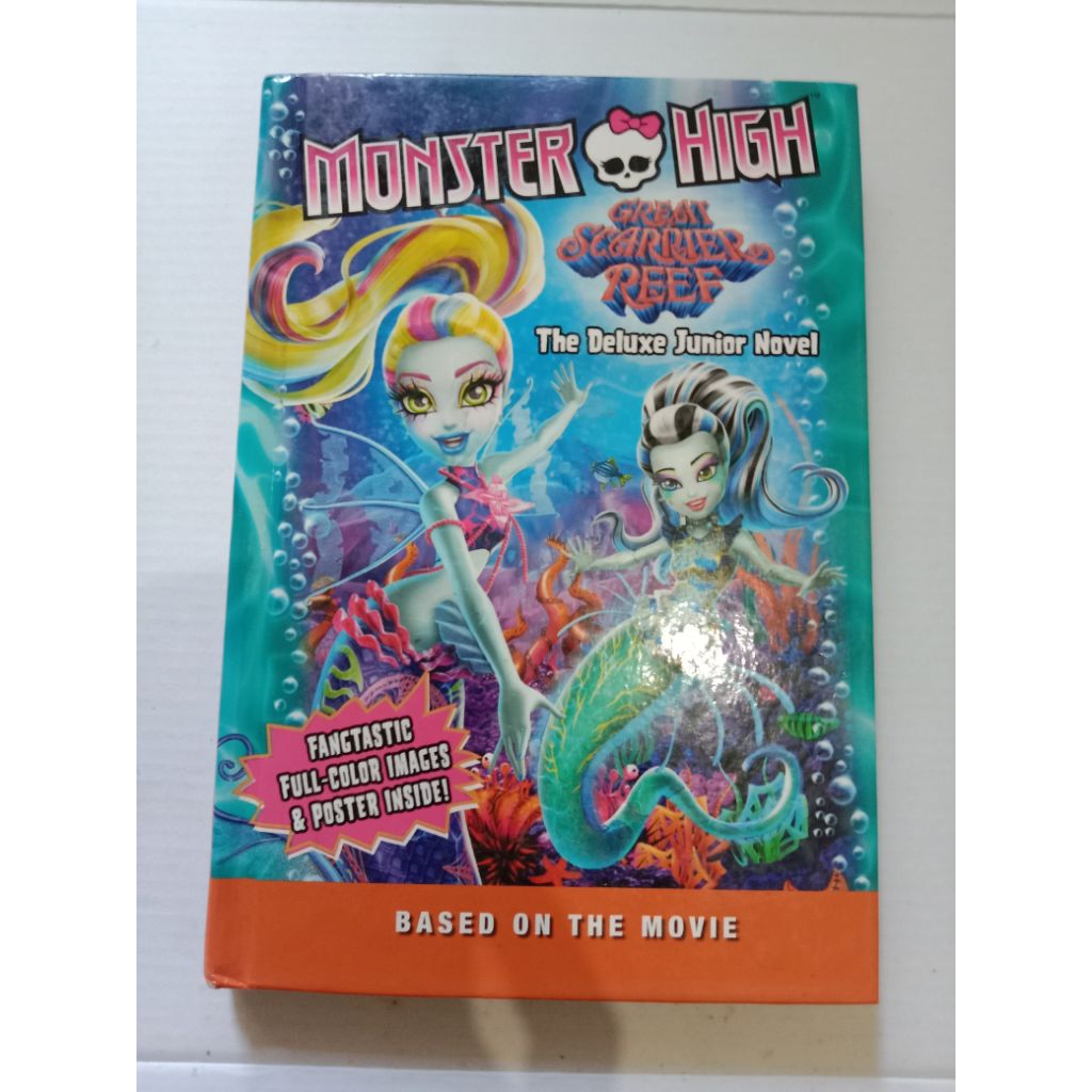 Monster High: Great Scarrier Reef: The Deluxe Junior Novel.Buku ini didasarkan pada film animasi "Mo