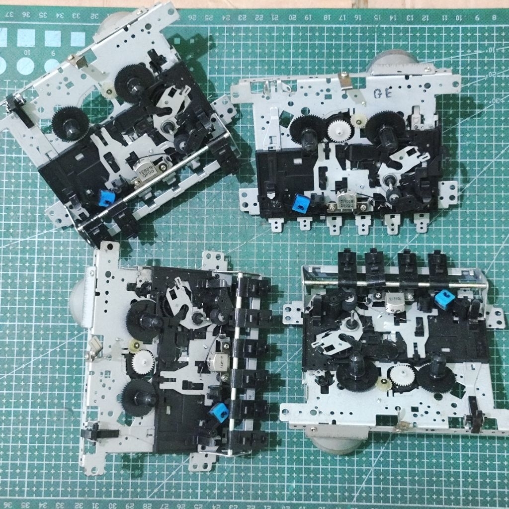 DINAMO DC 12V Part Mekanik Tape / Cassette Deck Optik & Gear