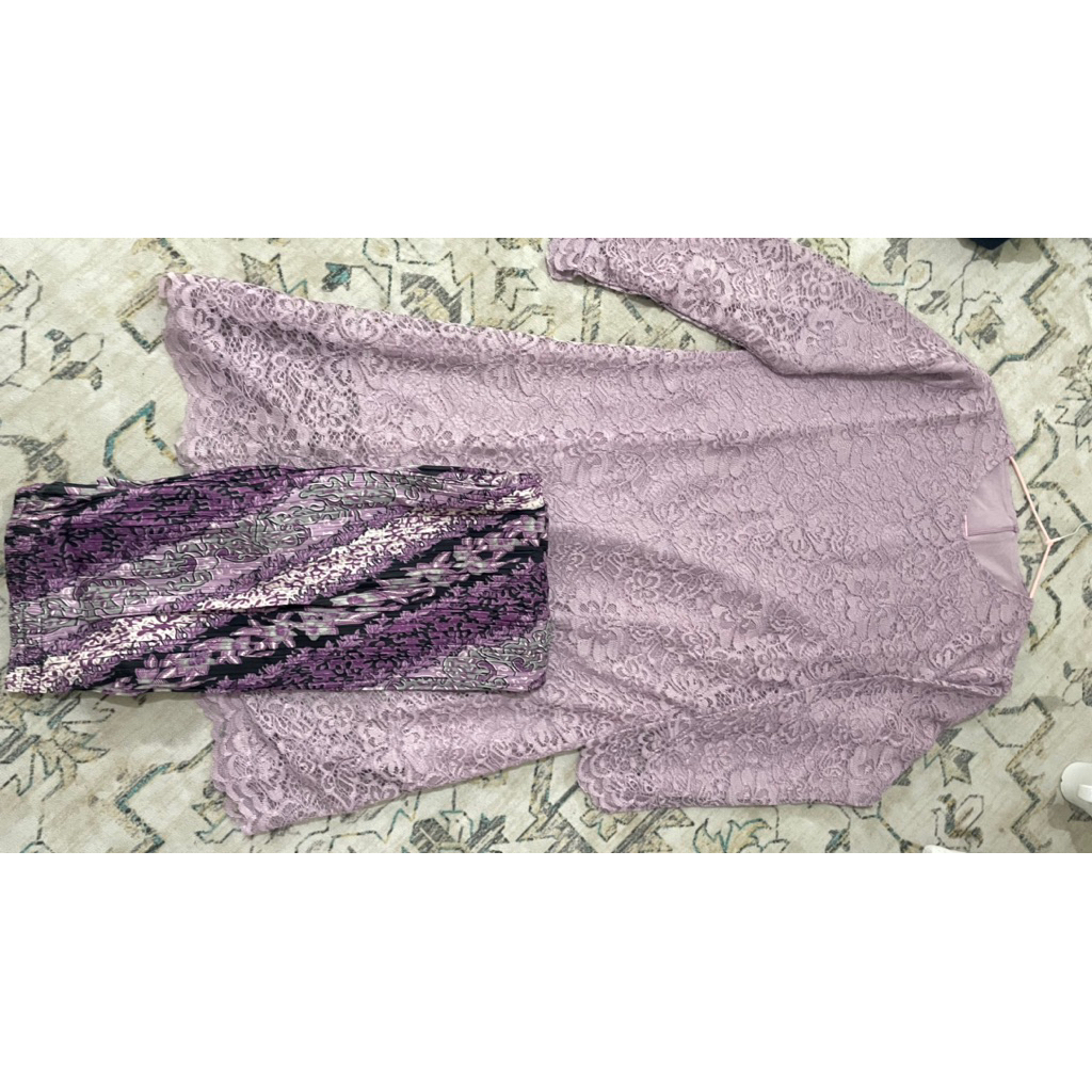 One Set Kebaya Purple (kebaya+rok)