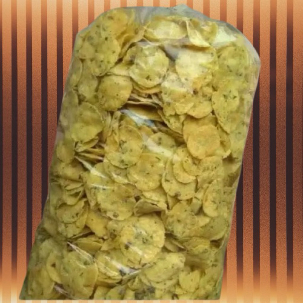 KERIPIK COMBRING DAUN BAWANG DARI SINGKONG /cemilan enak/250gr-500gr