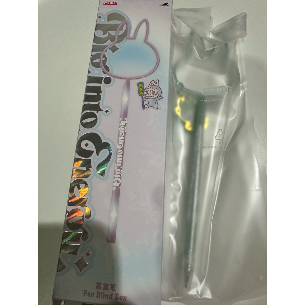 pen blind box labubu