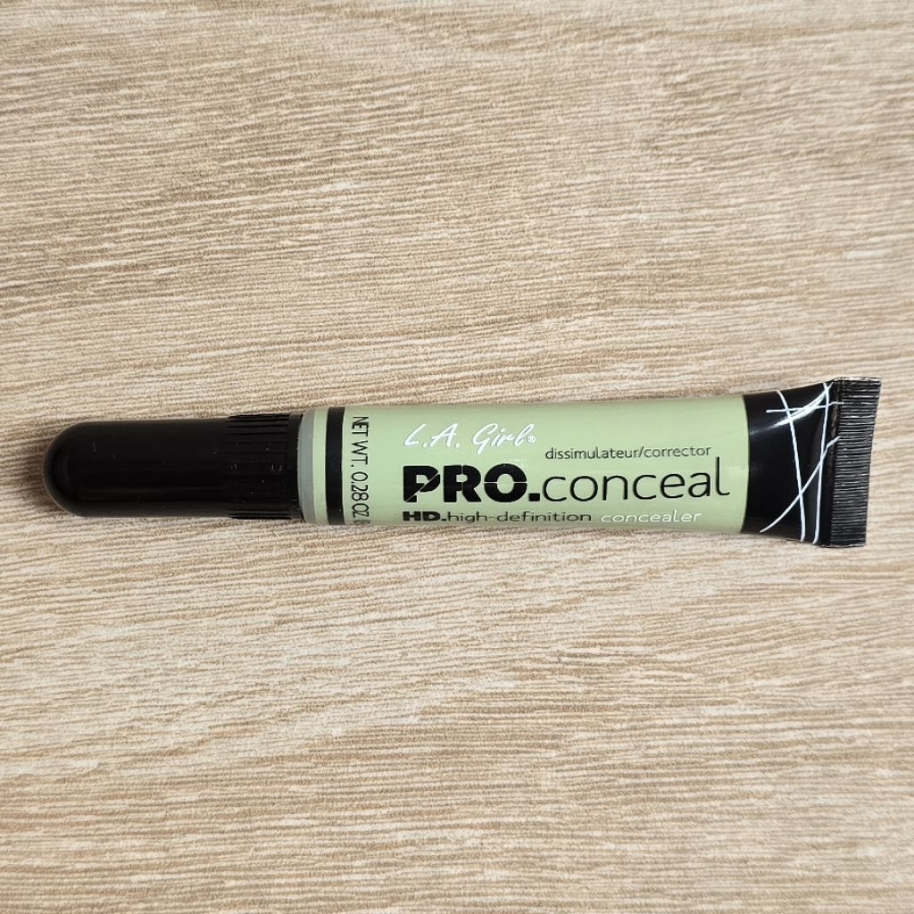 LA Girl Pro Conceal Color Corrector Green