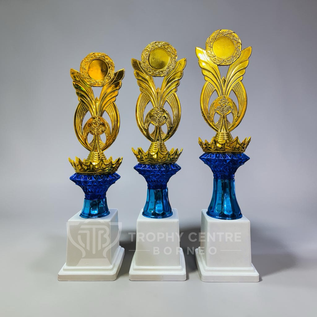 Trophy Piala Kristal Biru 1 Set